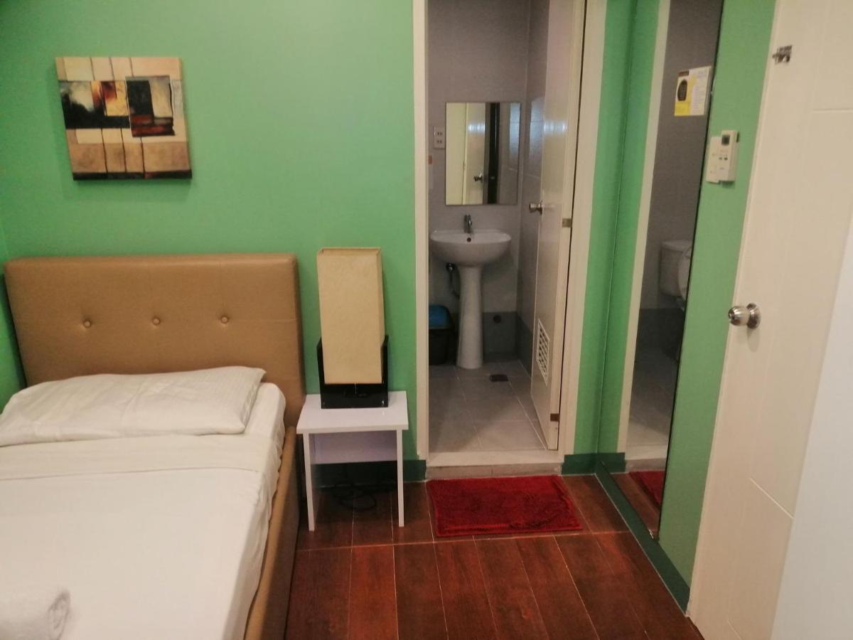 מנילה Annelena Inn מראה חיצוני תמונה